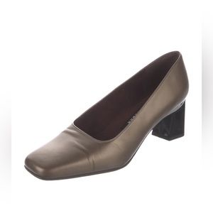 STUART WEITZMAN Women Leather Pump Stylish Heels Size 5.5